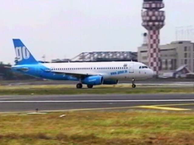 Video : GoAir Plane Hit by Aerobridge at Chennai Airport, Operator Was On Phone