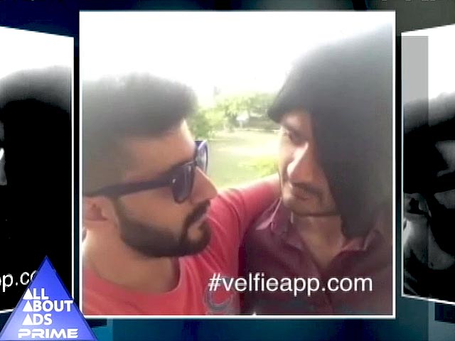 Move Over Selfies, Velfies are Here