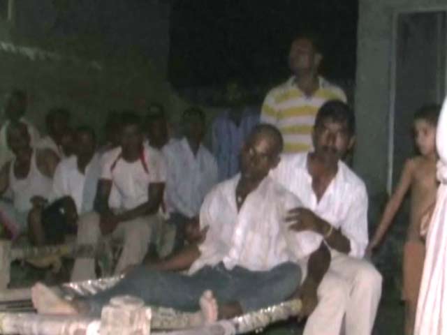 नोएडा : जमीन न मिलने पर किसान दंपती ने खाया जहर, पत्नी की मौत