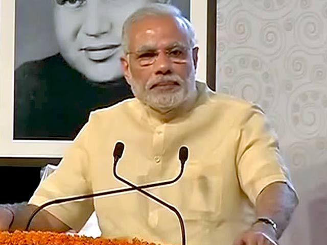 पीएम ने 'राजनैतिक दामाद' की टिप्पणी से रॉबर्ट वाड्रा पर साधा निशाना