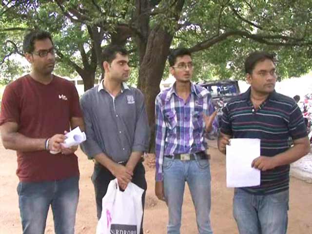 Video : Vyapam Scam: 5 Medical Students Ask President of India for Permission to Die