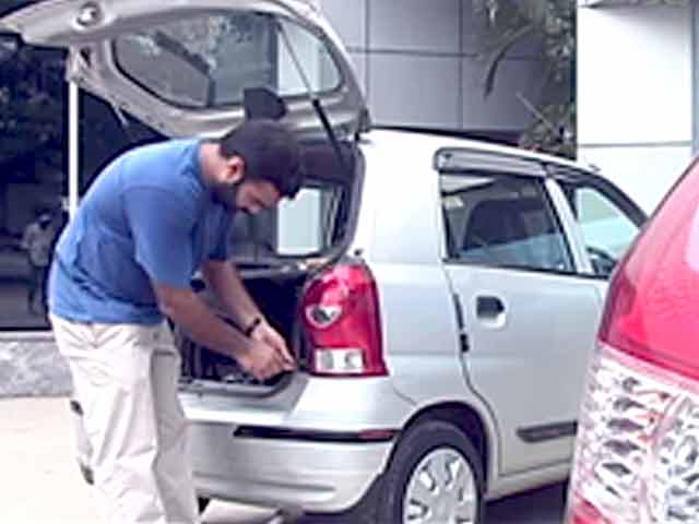 Do it Yourself: Fixing Brake Lights
