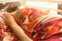 मरते बेटे को अकेला छोड़ा, मां-बाप ने भी सहारा नहीं दिया! मरते बेटे को अकेला छोड़ा, मां-बाप ने भी सहारा नहीं दिया!