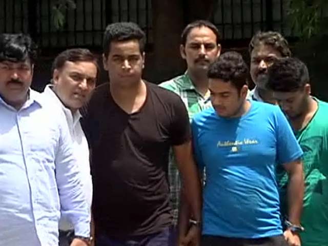 दिल्ली : दो तैराक दोस्तों का कैसे हुआ नहर में कत्ल?