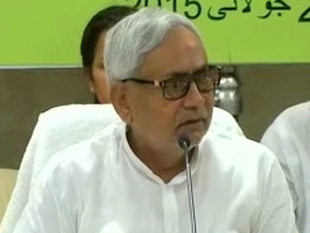 नीतीश ने पेश किया दस साल का रिपोर्ट कार्ड