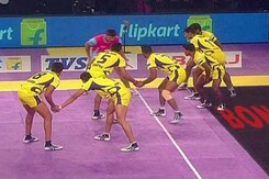 Pro Kabaddi League: Jaipur Pink Panthers Crash to Fourth Straight Defeat Pro Kabaddi League: Jaipur Pink Panthers Crash to Fourth Straight Defeat