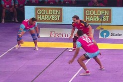 Pro Kabaddi League: Pink Panthers Beat Bengaluru Bulls for First Win in Season 2 Pro Kabaddi League: Pink Panthers Beat Bengaluru Bulls for First Win in Season 2