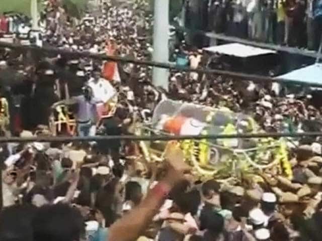 PM Modi Leads Thousands in Paying Homage to People's President APJ Abdul Kalam