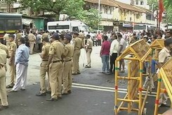 Yakub Memon's Body Taken to Mumbai, Handed Over to Family Yakub Memon's Body Taken to Mumbai, Handed Over to Family