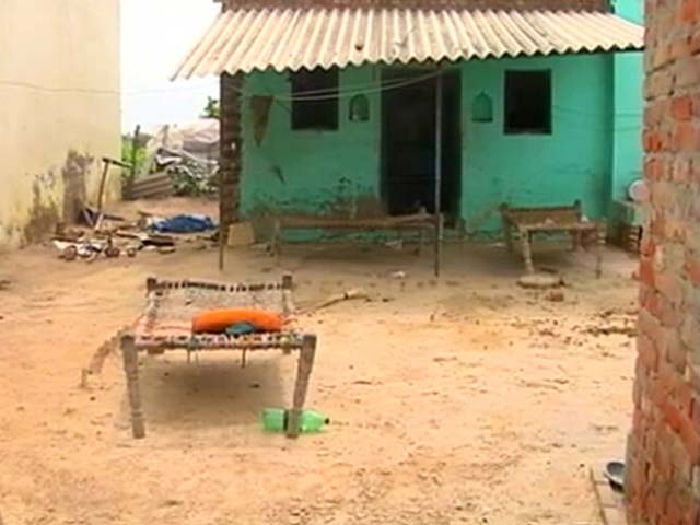 रेप के आरोपी की हत्या, बाल्मीकि बस्ती में सन्नाटा