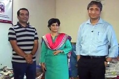 प्राइम टाइम : आज दुनिया सुन रही है अंशु गुप्ता की मेहनत की 'गूंज' प्राइम टाइम : आज दुनिया सुन रही है अंशु गुप्ता की मेहनत की 'गूंज'