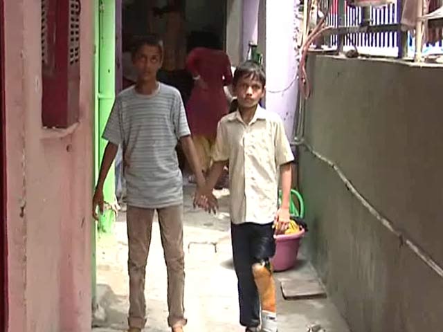 इलाज में लापरवाही बरतने पर दो सरकारी डॉक्टरों का रजिस्ट्रेशन निरस्त