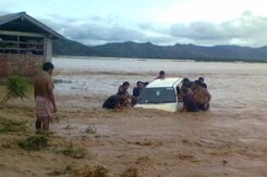 मणिपुर में भारी बारिश के बाद हुए भूस्खलन में 20 की मौत मणिपुर में भारी बारिश के बाद हुए भूस्खलन में 20 की मौत
