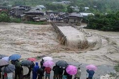Rain Hampers Rescue Efforts in Flood-Hit Manipur Rain Hampers Rescue Efforts in Flood-Hit Manipur