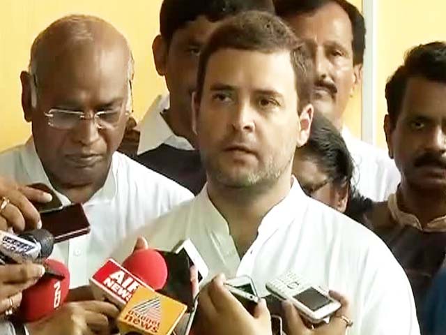 Rahul Gandhi Ignores Lawsuit Warnings, Repeats Charge Against Sushma Swaraj