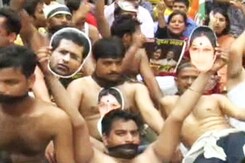 At Delhi's Jantar Mantar, 300 Congressmen Lose Their Shirts At Delhi's Jantar Mantar, 300 Congressmen Lose Their Shirts
