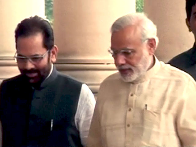 प्राइम टाइम इंट्रो :  अहम मुद्दों पर क्यों चुप हैं पीएम? प्राइम टाइम इंट्रो :  अहम मुद्दों पर क्यों चुप हैं पीएम?