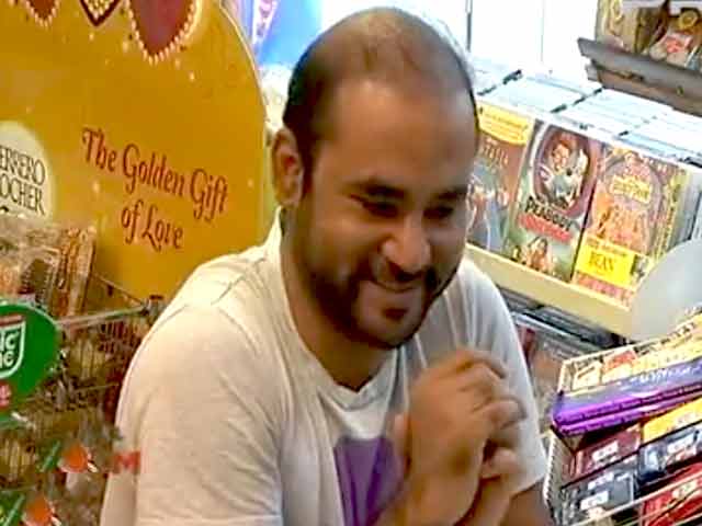 Khamosh - Finger On Your Lips