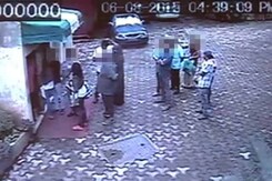 Mumbai Police Chief Orders Probe Into 'Raids' on Couples in Hotels Mumbai Police Chief Orders Probe Into 'Raids' on Couples in Hotels