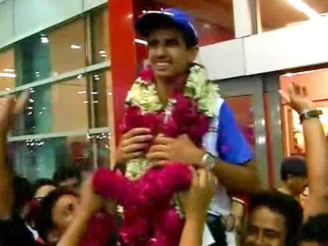Video : Ranveer Saini Returns Home to Grand Welcome