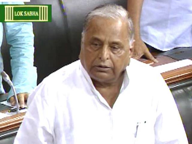 संसद में कांग्रेस के विरोध से मुलायम नाखुश, कहा- बहस न करने पर साथ नहीं देंगे