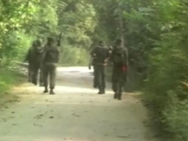 Search On for Terrorist After Encounter in Jammu and Kashmir's Ratanpore