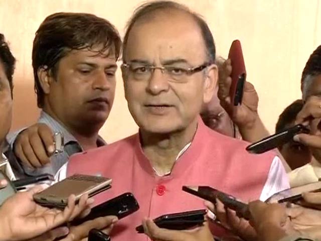 'Congress Unable to Accept Anyone Other Than Gandhis Can Run This Country': Arun Jaitley