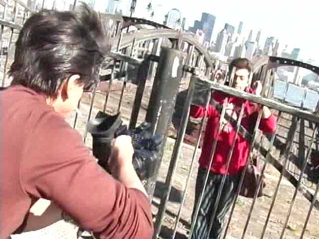 Video : The Making of KANK: SRK Behind the Camera