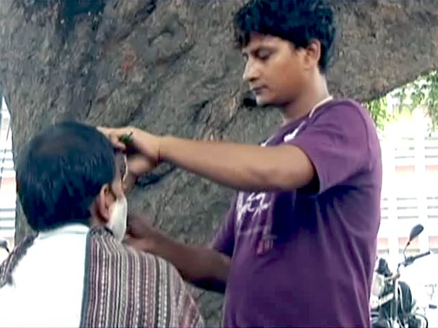 नाई इमरान के सपनों की उड़ान...