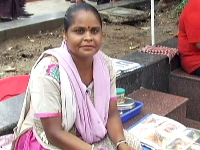 मेहंदी लगाने वाली शिवकुमारी मांझी के सपनों की उड़ान...