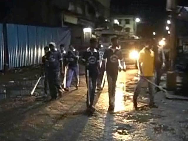 Videos : चड्डी-बनियान गैंग का खौफ, लोग रातभर दे रहे हैं पहरा