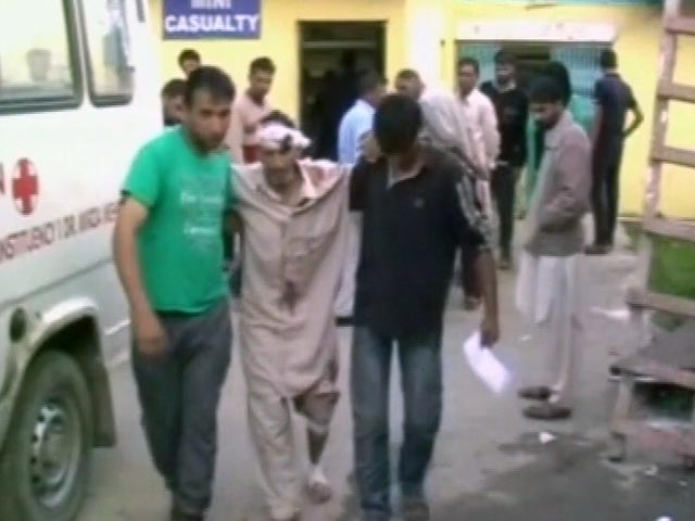 जम्मू-कश्मीर : शोपियां में मस्जिद के बाहर ग्रेनेड ब्लास्ट में आठ घायल
