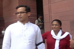 The Congress' Young Shouting Brigade and One Loud Veteran The Congress' Young Shouting Brigade and One Loud Veteran