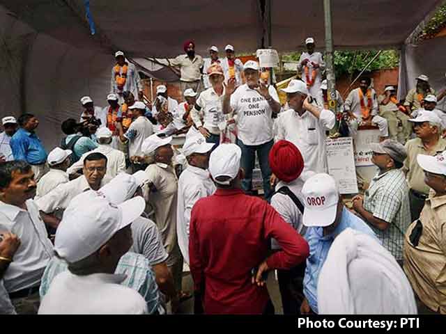 Video : Will No Longer Stop Those Who Want to Fast Unto Death, Say OROP Protestors