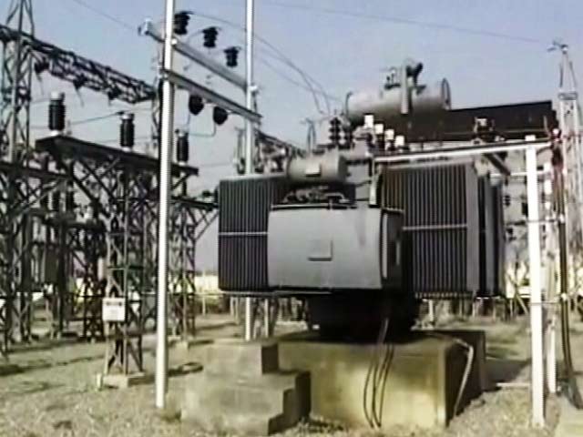 दिल्ली में बिजली कंपनियों ने हेराफेरी कर लोगों को लगाया 8 हजार करोड़ का चूना