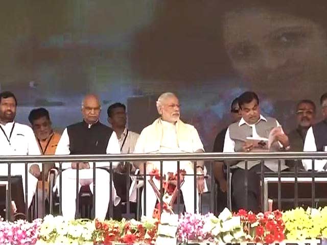 The Biggest Stories of August 18, 2015