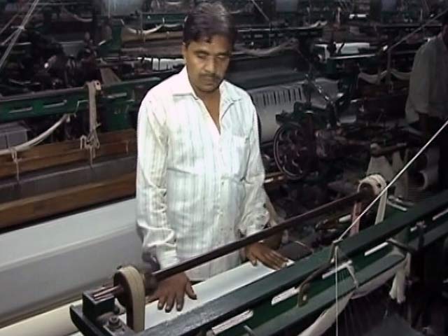 भिवंडी में थम गया पावरलूम का शोर, कारोबारी 15 दिन की हड़ताल पर