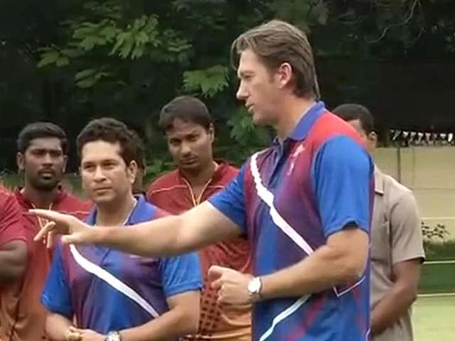 Sachin Tendulkar, Glenn McGrath Bowl MRF Pace Academy Over