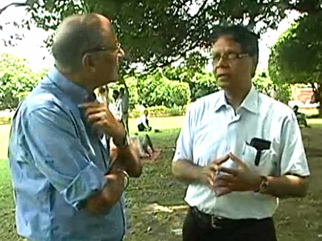 चलते-चलते : मशहूर अर्थशास्त्री पनगड़िया का भारत के आर्थिक भविष्य पर नजरिया चलते-चलते : मशहूर अर्थशास्त्री पनगड़िया का भारत के आर्थिक भविष्य पर नजरिया