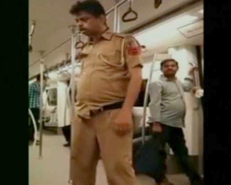 Video Clip Showing Allegedly Drunk Cop in Delhi Metro Goes Viral