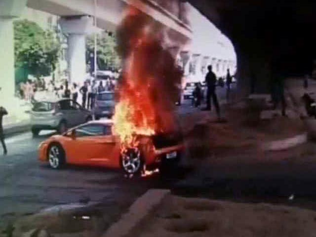 Ouch. Rs 2.5 Crore Lamborghini Went Up in Smoke
