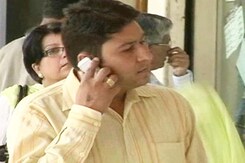 Fix Call Drop Issue Urgently, Says Prime Minister Narendra Modi Fix Call Drop Issue Urgently, Says Prime Minister Narendra Modi