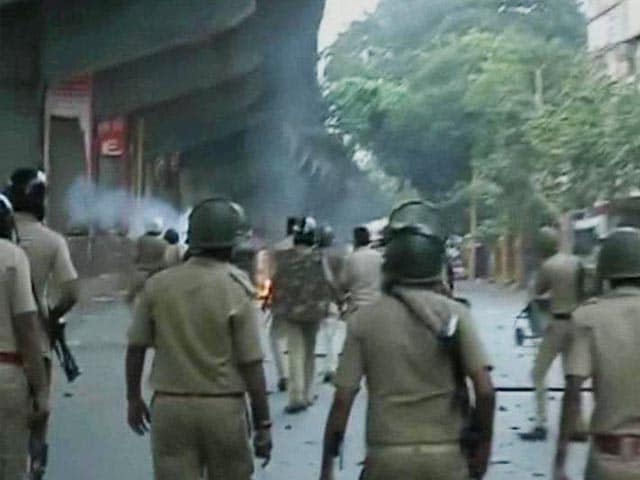 Video : 7 Dead in Gujarat Violence, Army Called In