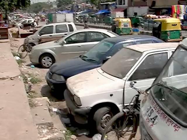 अब फुटपाथ पर न खड़ी करें गाड़ी, 10 सितंबर से होगी बड़ी कार्रवाई