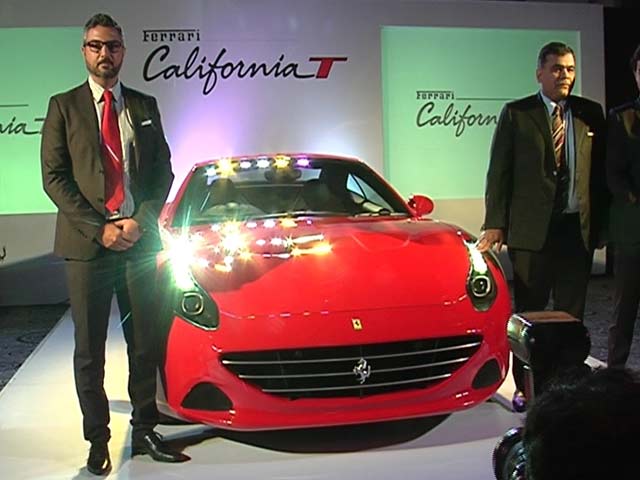 फ़ेरारी लेकर आई साढ़े तीन करोड़ की California T