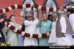 At Massive Bihar Rally, Nitish Kumar, Sonia Gandhi and Lalu Prasad Take on PM Modi At Massive Bihar Rally, Nitish Kumar, Sonia Gandhi and Lalu Prasad Take on PM Modi