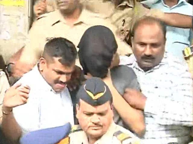 Indrani Mukerjea Stoic in Court, Daughter Breaks Down