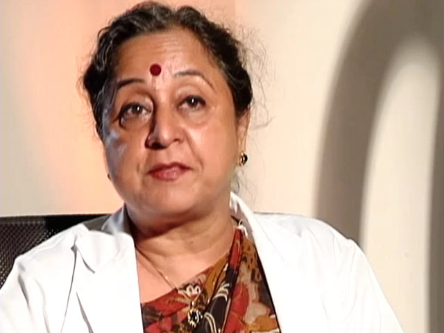 फिट रहे इंडिया : बढ़ती उम्र के साथ महिलाओं के शरीर में होते हैं बदलाव, कराना चाहिए रेगुलर चेकअप