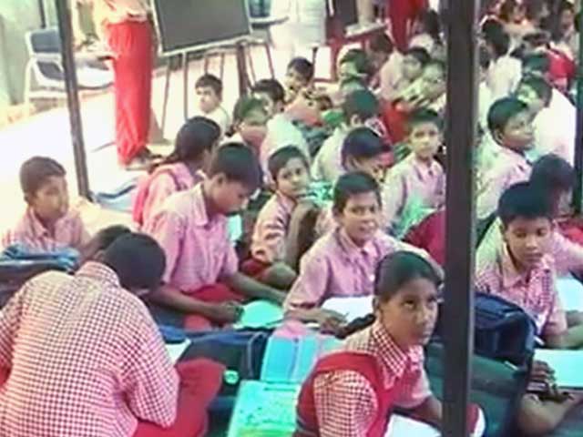 शिक्षा की ओर : वंचित बच्चों को शिक्षा देने की मुहिम