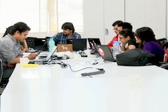'India's Smelling Like Silicon Valley,' Say Start-Up Executives 'India's Smelling Like Silicon Valley,' Say Start-Up Executives
